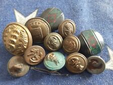 Lot de 30 boutons Armées