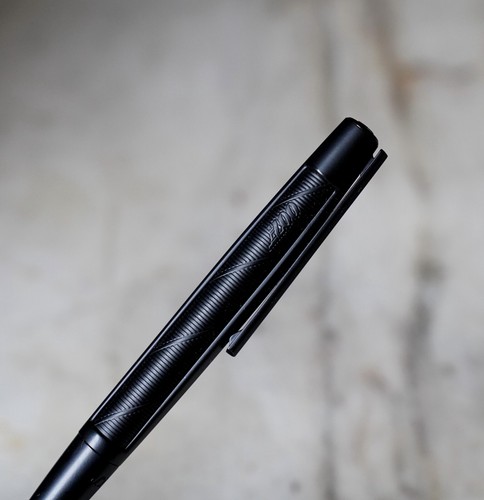 Magnifique stylo bille t - magnifique,