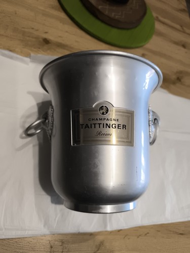 Sceau champagne taittinger - sceau, a