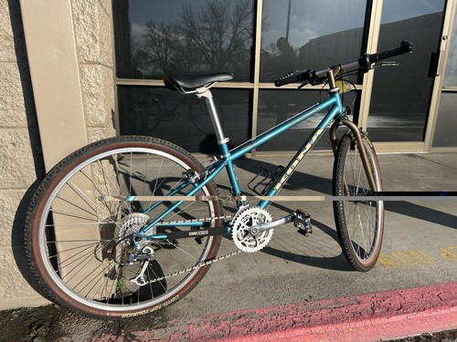 Early mid s kona - to,