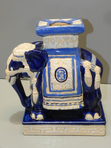 Elephant ceramique blanc bleu - -elephant,