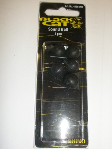 Black cat sound - cat, ball
