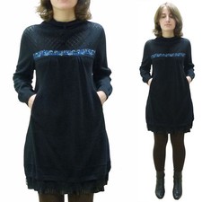 Robe Noire de Jour ou de Soirée Taille 38 / 40 Maille 100% Coton Broderies Bleu