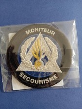 GENDARMERIE - ECUSSON BRODE ROND - MONITEUR SECOURISME