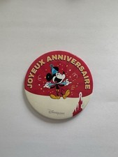 badge disneyland paris Joyeux