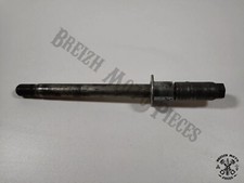 Axe de roue avant SUZUKI 600