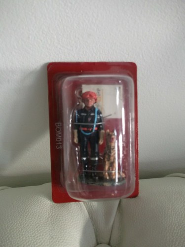 Figurine 100 neuve - 100%,
