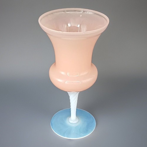 Joli vase opaline saumon - en,