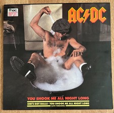 AC/DC ou Shook Me All Night Long 786 792-0