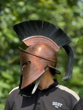 Casque en acier spartiate