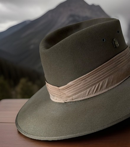 Akubra cowboy hat - cowboy,