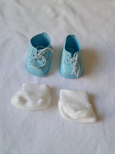 Chaussures bleues chaussettes