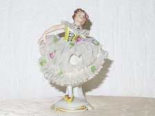 Figurine En Porcelaine