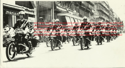 Ww2 photo crs police armistice - police,