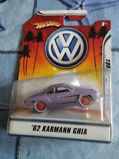 VOLKSWAGEN Karmann Ghia violet Hot Wheels