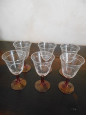 6 VERRES SUR PIED