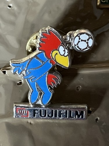 Fujifilm pin football - fujifilm,