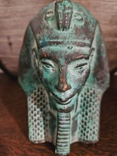 Buste pharaonique en faïence