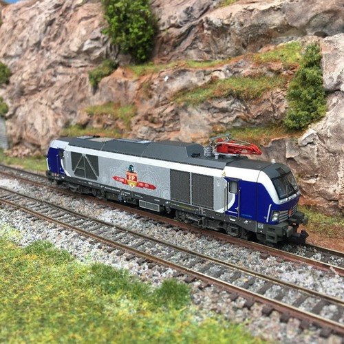 Locomotive électrique - , de