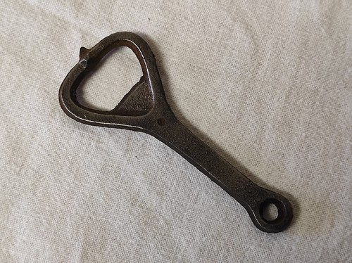 Ancien décapsuleur
