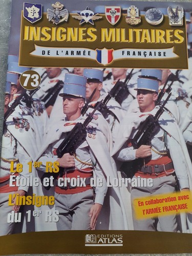 Fascicule insignes militaires - insignes,