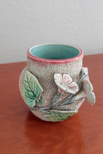 Ancien petit vase barbotine - petit,