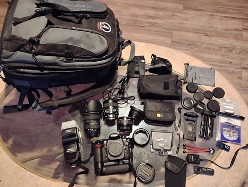 Nikon d200 camera body - camera, mb-d200