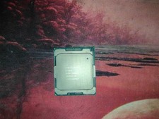 Processeur Intel Xeon W-2223 3,6GHz (boost 3.9Ghz) LGA2066 et son ventirad