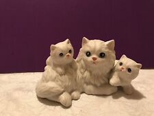 Homco # 1412 White Persian Cat