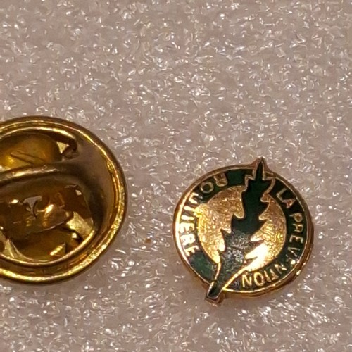 Pin prévention - pin’s, la
