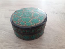Ancienne BOITE en PAPIER MACHE style asiatique peint laqué motif floral old box