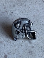 Pin’s Oakland Raiders Casque