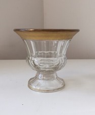 Coupe sur pied en cristal or