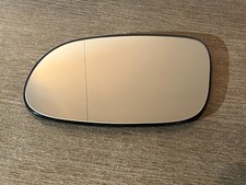 Vitre de rétroviseur gauche