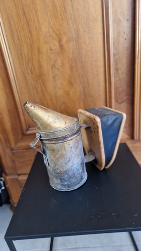 Vends ancien fumoir - vends,