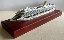 Costa Croisières Maquette bateau Concordia V1 en métal argenté socle bois A