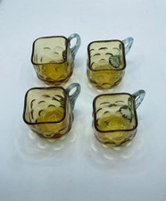 LOT DE 4 ANCIENS PETITS VERRES
