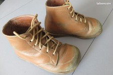 Ancienne paire de chaussures