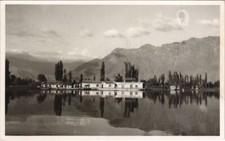 PC HOUSE-BOAT INDIA REAL PHOTO