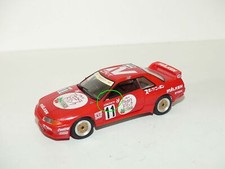 NISSAN SKYLINE GT-R N°11 ROSSO CORPORATION 1:43 Imperfection