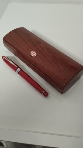 Stylo aurora ipsilon attributs - ipsilon,