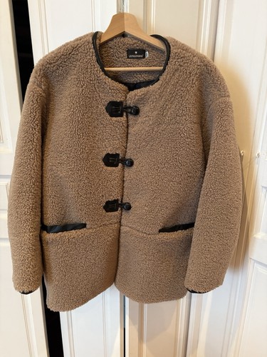 Jolie veste épaisse - , à