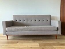 Canapé design scandinave 3 places tissu gris à saisir ! 