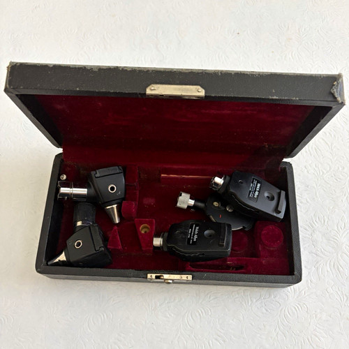 Welch allyn otoscope - allyn, &