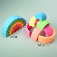 7 pièces en bois arc-en-ciel