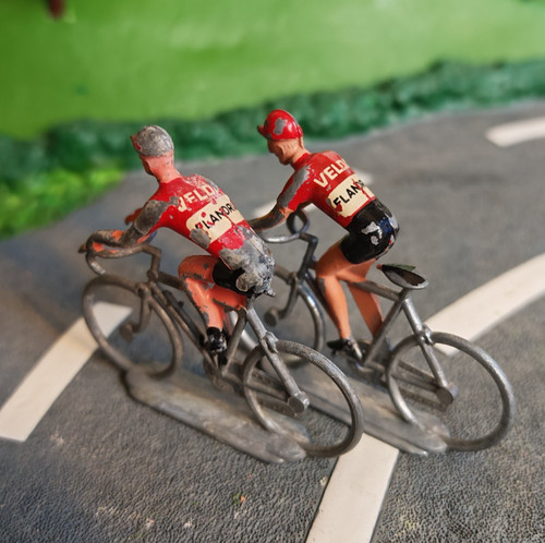 Cyclistes velda flandria - flandria, tour