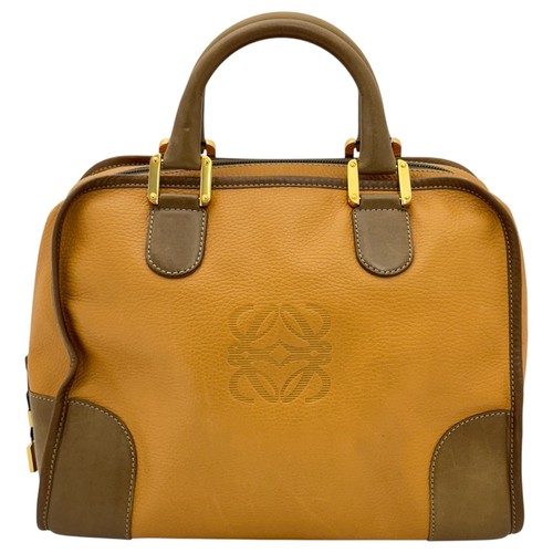 Auth loewe anagram - anagram, amazona