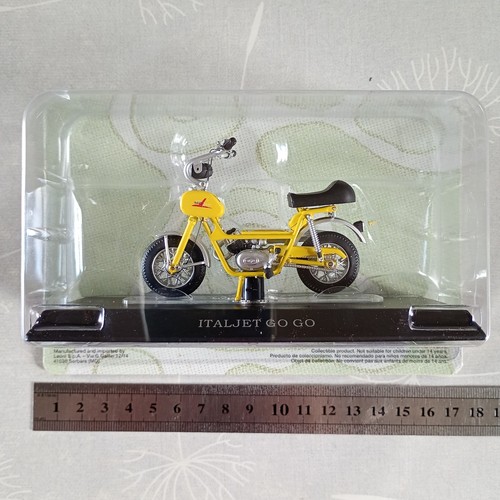 Mobylette chappy miniature - mobylette, /
