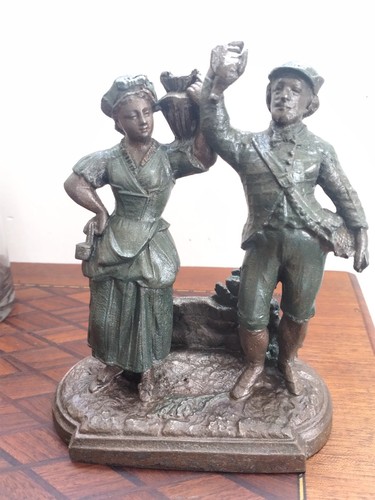 Sculpture figurine couple - , en