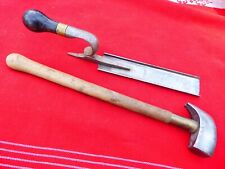 outil ancien boutoir et brochoir de marechal ferrant fer forgé